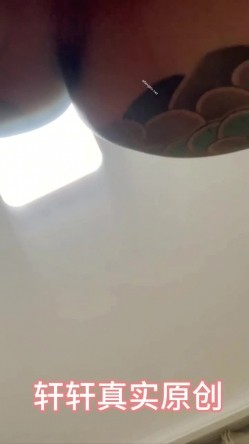 千人斩约炮大神『轩轩真实原创』约炮各路援交学生妹200部合集，极品校花级美女 身材真是极品 外表清纯靓丽床上风骚 上 截图15