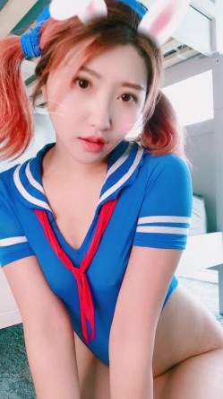 最新网红美少女『MissWarmJ』极品丰臀 精液容器 娇浪小美女 体操服下的饥渴小穴 高清私拍69P 高清720P原版 截图2
