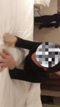 NTR绿帽淫妻大神【是小肥羊呀】超极品小母狗多人运动，淫乱不堪！轮流爆操！把小娇妻调教成小母狗，全程高能 截图3
