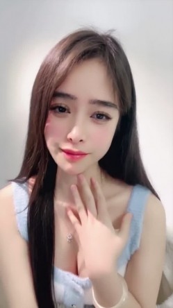 绿播下海【你的老婆】漂亮神似素颜女神王丽坤 跳蛋自慰流白浆 截图6