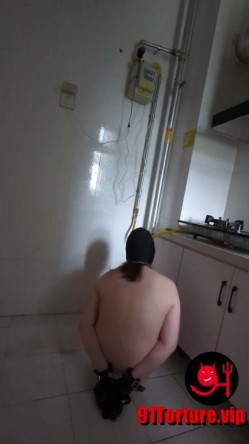 字母圈玩虐女大神【酷刑哥】私拍，E乳女奴的残酷调教，电击、皮鞭、穿刺、扩张、啪啪 截图16