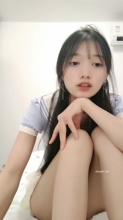 校花女神，超级清纯，【蔡蔡仙女】，冉冉升起的新星，她的微笑一秒让你想起初恋，还是脱光的初恋 截图12