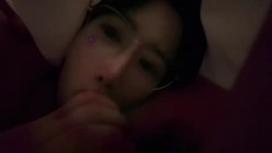 骚逼主播【私人老师】不愧是楼凤,口活干炮一条路,业务很熟练,掰逼展示,裸舞诱惑,眼镜妹骚啊 截图13