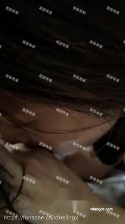 良家约啪大神，【圈圈】，专约绿帽人妻，人妻都都超骚，“不要只在门口动，快进来呀”极品淫荡少妇 截图8