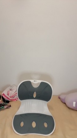 极品模特般的女神，【泡芙】，真的是漂亮，明星脸，跟刚退伍的小男友啪啪，雪白蜜桃翘臀遭罪了 截图15