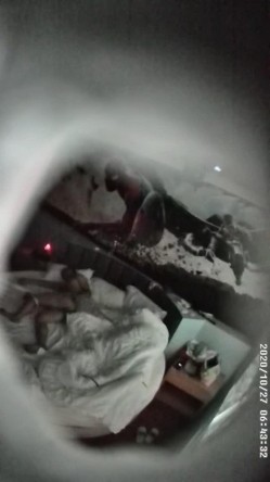 精品资源，全网最全的蜘蛛侠大圆床房偷拍，中青年夫妻情侣居多，也有年轻的学生情侣 截图16