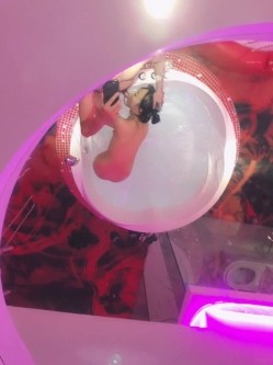 【最新性爱泄密】美腿女友丝袜长靴最美性爱流出 口交后入各种姿势啪啪内射 完美露脸 截图6