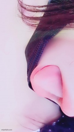 最新重磅分享，推特女神福利姬【大队长】未流出土豪私拍视图合集，情趣制服紫薇销魂可撸精尽人亡的节奏 截图1