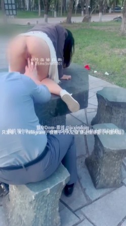 SM调教大神『狙心Dom』主人的任务真实版 勾引路人 妓女篇，静置放 开肛 主人的任务 物化 拘束架上调教 截图9