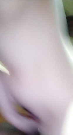 强烈推荐 短发黄毛美女主播先是给炮友口交 然后开始啪啪啪 逼毛没几根 截图4