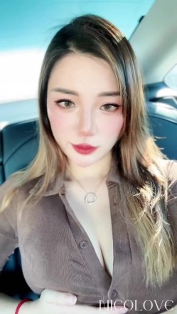 P站着名博主淫欲少妇法籍亚裔「Nicolove」OF露脸性爱私拍 顶级亚裔网黄挨操阿黑颜 截图1