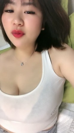 新人！G奶御姐~超级大奶子~【快乐吗】跟炸弹一样大~狂撸~！简直就是奶子终结者，喜欢大奶子的大哥不容错过~！ 截图14