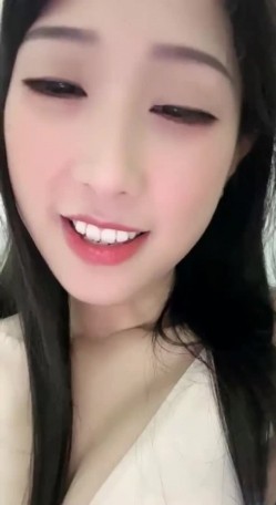 户外！【女主】深夜开宝马上街勾搭大鸡巴代驾小哥车震 截图13