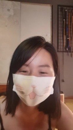 绳奴小可姨妈过去又被大哥调教，黑丝情趣绳艺捆绑，逼逼和奶子被跳蛋玩弄，跪地爬行让大哥打屁股和骚奶子 截图2