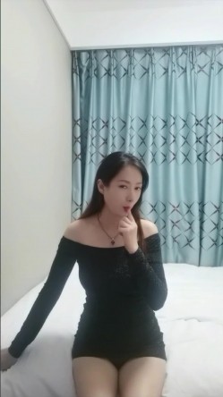 极品反差露脸女神！满分颜值29岁C罩杯温柔御姐【宝儿】天生的小三相，被老板包养性爱自拍 截图1