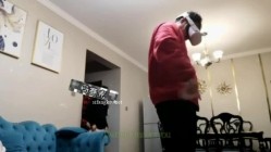 重磅炸弹！万人求档高门槛梦幻联动，顶级绿帽网红大咖联手【绿帽女友+你的大婊姐】私拍，当着男友的面给戴绿帽子 截图11