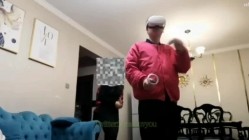 重磅炸弹！万人求档高门槛梦幻联动，顶级绿帽网红大咖联手【绿帽女友+你的大婊姐】私拍，当着男友的面给戴绿帽子 截图12