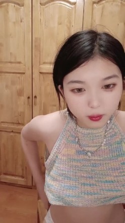 新人！大学生下海~又骚又漂亮~【贝贝】美乳爱心奶~爱了，青春气息扑面而来，兄弟们动心吗 截图13
