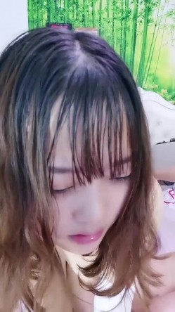 激情4P大战！ ️淫乱至极！【纯情蕾丝】两个小嫂子挺有味道~女人躺下变坏就能 ️赚大钱又舒服！！ 截图11