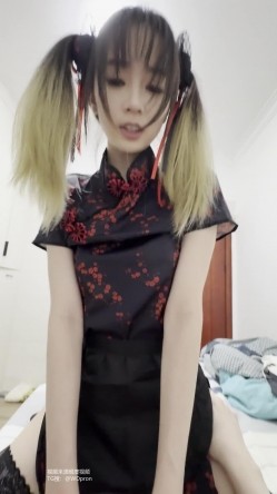 露脸才是王道！极品颜值小情侣私拍泄密，超高颜值反差学妹 清纯靓丽的外表下有一颗淫荡的心 截图3