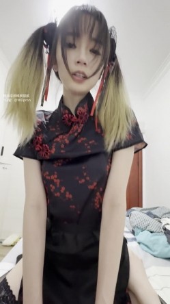 露脸才是王道！极品颜值小情侣私拍泄密，超高颜值反差学妹 清纯靓丽的外表下有一颗淫荡的心 截图4