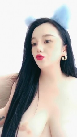 气质少妇巨乳【90大姨子】霸气背纹BBW，深喉内射又肛塞，露脸性爱全程高能 截图3
