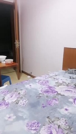 年纪不大身材丰满的妹子被炮友调教 先是灌肠 然后口活 啪啪啪 无毛一线天木耳太诱人 截图3