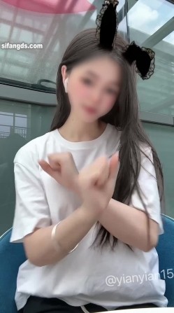 出道即巅峰，推特新晋舞蹈专业舞姬【以安】4月份新番， 正反差对比，顶胯裸舞，很顶 截图5