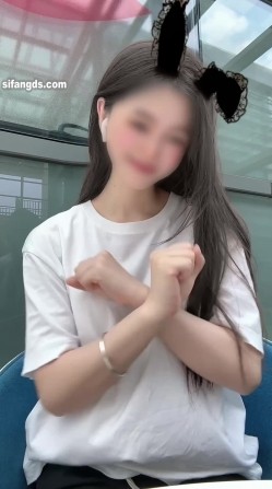 出道即巅峰，推特新晋舞蹈专业舞姬【以安】4月份新番， 正反差对比，顶胯裸舞，很顶 截图6