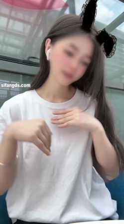 出道即巅峰，推特新晋舞蹈专业舞姬【以安】4月份新番， 正反差对比，顶胯裸舞，很顶 截图14