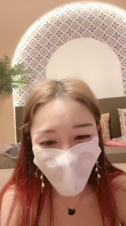 美娜非常nice时尚~美女配上高端场地还挺吸睛的~激情秀舞~向狼友们展展示私密特写！诱惑鸡鸡勃起！ 截图1
