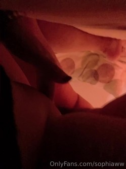 【极品性爱 ️淫乱群交】加拿大华人圈『索菲娅』最新VIP订阅私拍 二龙戏凤 双战肉棒 车震骚货 截图10