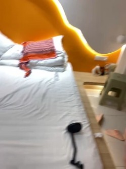 绿帽癖老公大聚会骚妇群P成熟饥渴骚妇成群结队开淫趴浴池KTV漏出口交随机配对 截图12