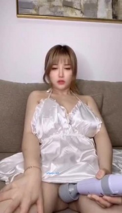 网红鼻祖【k8傲娇萌萌】改邪归正绕身一变成为抖音52万粉女神主播，大尺度私拍福利 截图10