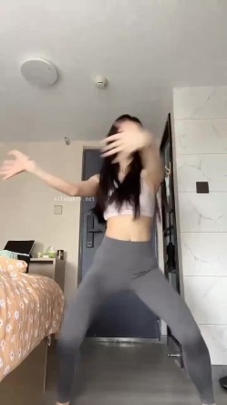百度云 ️高端泄密流出宁波某艺校美女孟凡如与男友性爱自拍 视频 截图13