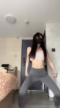 百度云 ️高端泄密流出宁波某艺校美女孟凡如与男友性爱自拍 视频 截图14