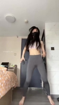 百度云 ️高端泄密流出宁波某艺校美女孟凡如与男友性爱自拍 视频 截图15