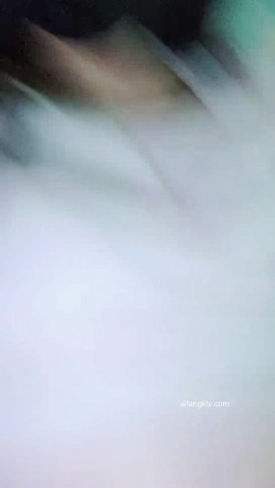 学生妹~【曦曦曦曦】教室跳蛋~宿舍寝室偷播~大黑牛盘喷水~师范学院，真实刺激，强烈推荐！ 截图14