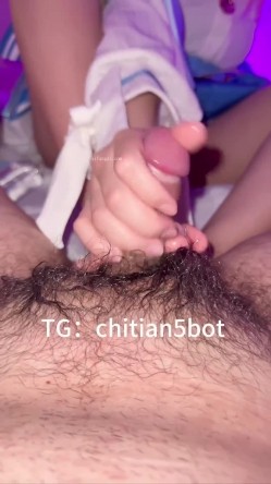可盐可甜COS抽像女菩萨【池甜chitian1】纸飞机付费福利，各种露脸手口交性爱 截图16