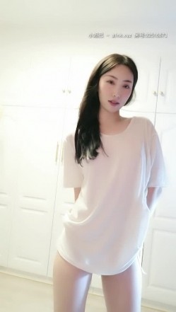 坐标杭州，5000一晚可约，【元气满满林志玲】极品女神，酸奶抠穴，跳蛋自慰，高颜值明星脸模特身材，娇喘声声让人酥麻不已真刺激 截图11