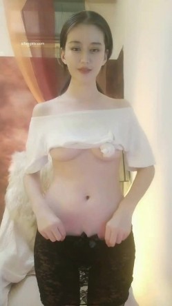 半糖高端女神！【【火乔】】各种自慰超诱惑10小时合集！模特女神，极品美女配上大黑牛，强烈推荐看看！ 截图1