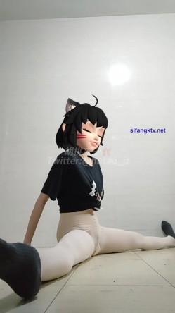 芭蕾舞姬『胡桃夹子』堕落女神最新裸舞啪啪 各种高难度姿势花式啪啪 内射高潮灰丝一字马 截图15