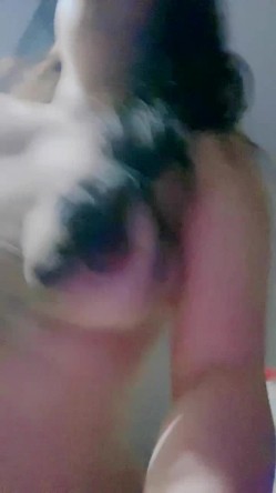 微胖尤物骚货少女【宝贝甜心】露脸性感婴儿肥 狼友猛烈抽插 小屄肥美多汁可撸可射 截图4