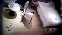 天眼酒店高清偷拍连续几天入住年轻情侣网红级别小仙女被健硕男友扣逼操了几次 截图14