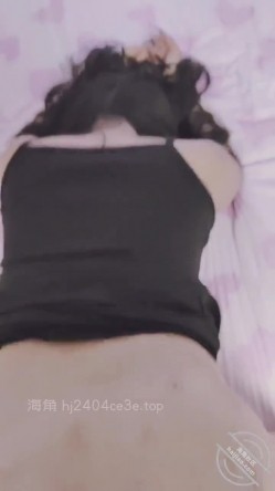 海角『新婚骚弟媳』竟是曾经的炮友 拿捏弟媳沦为专属母狗 婚纱照前口爆吞精 小母狗嘴当逼来操 截图15