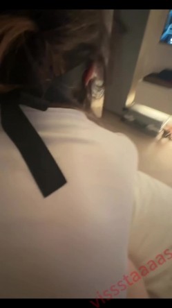 顶级约炮大神【Vissstaaaas】多位母狗露脸爆操，不穿内裤的包臀裙母狗，主动送上门，艳舞开场，掀起裙子直接干 截图8