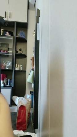 哺乳期良家小奶妈一个人在家奶完孩子陪狼友发骚，全程露脸美美哒淫声荡语互动撩骚，脱光了揉奶玩逼挤奶水 截图7