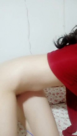 露脸才是王道！高颜长腿极品身材外围绿茶婊【琳琳子】福利~洗澡紫薇足交啪啪你的女神有钱人的母狗 截图10