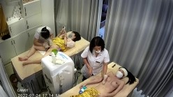 稀有黑客破解美容院 摄像头偷看女顾客脱光衣服保养乳房和刮阴毛 截图4