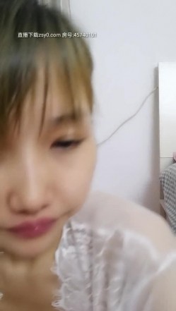 性感的妞妞奶子上的骚蝴蝶跟大哥激情啪啪，深喉口交被大哥各种姿势爆草抽插叫声骚浪，最后直接口爆吞精真骚 截图14